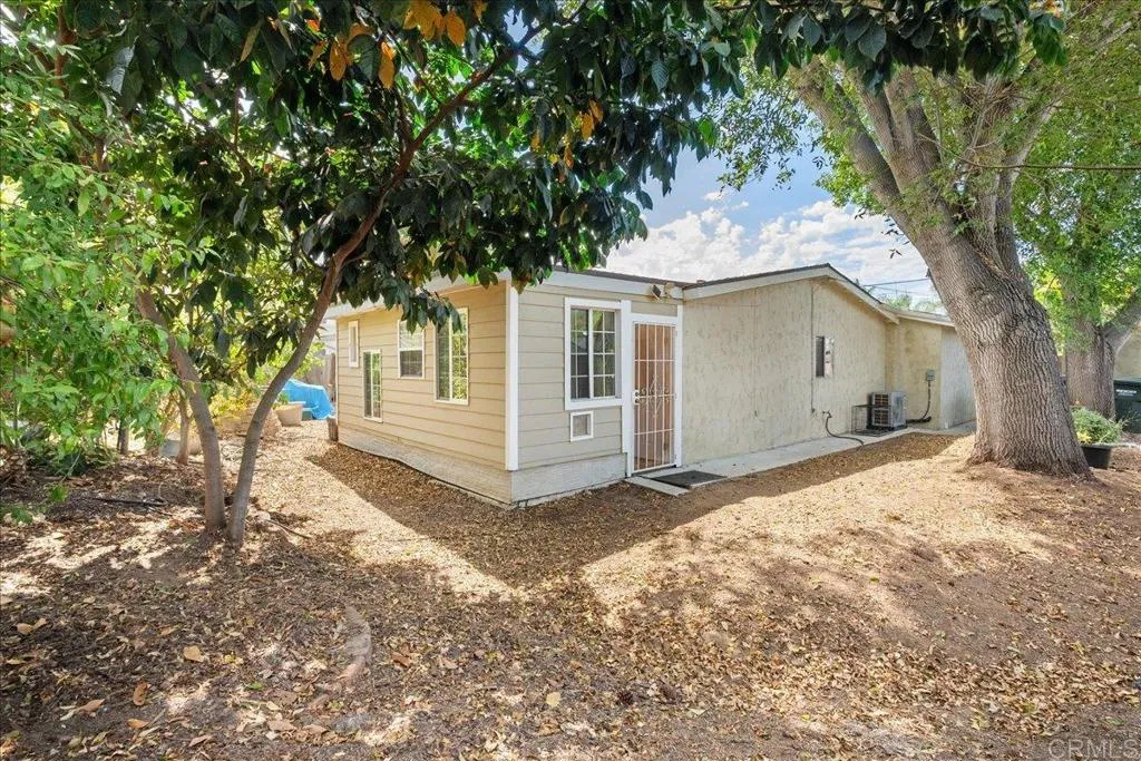 https://cdn.realtyfeed.com/cdn/127/306534727/72421403a96cec0f3987c36c2ae043df.webp