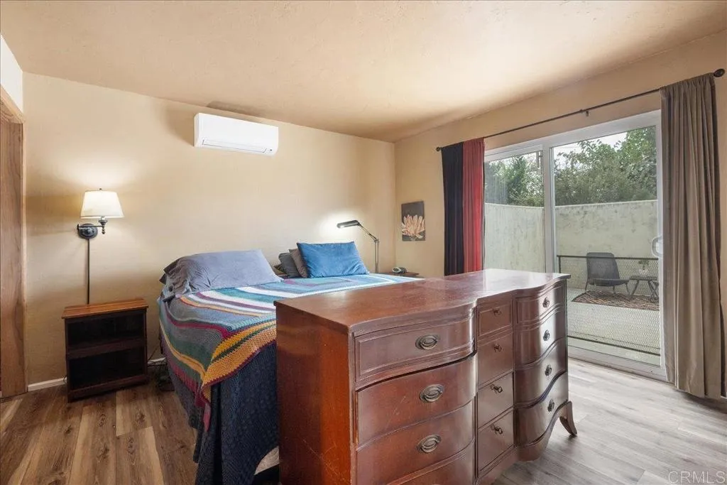 https://cdn.realtyfeed.com/cdn/127/306534727/8e19fbdfbe8cd4512592099d70117e6f.webp