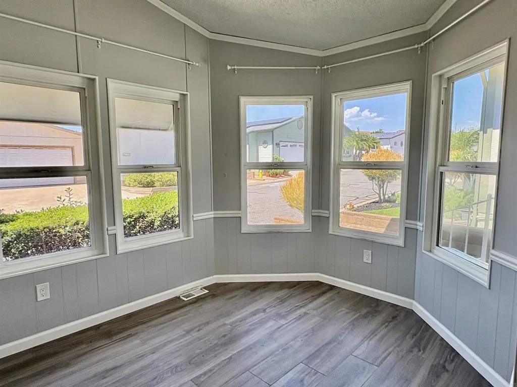 https://cdn.realtyfeed.com/cdn/127/306534732/1d21ca9833ea22a7eef0f4da6ad3d35e.webp