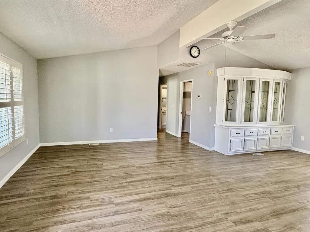 https://cdn.realtyfeed.com/cdn/127/306534732/a941461ad02cae693651bf2ad0777f1c.webp