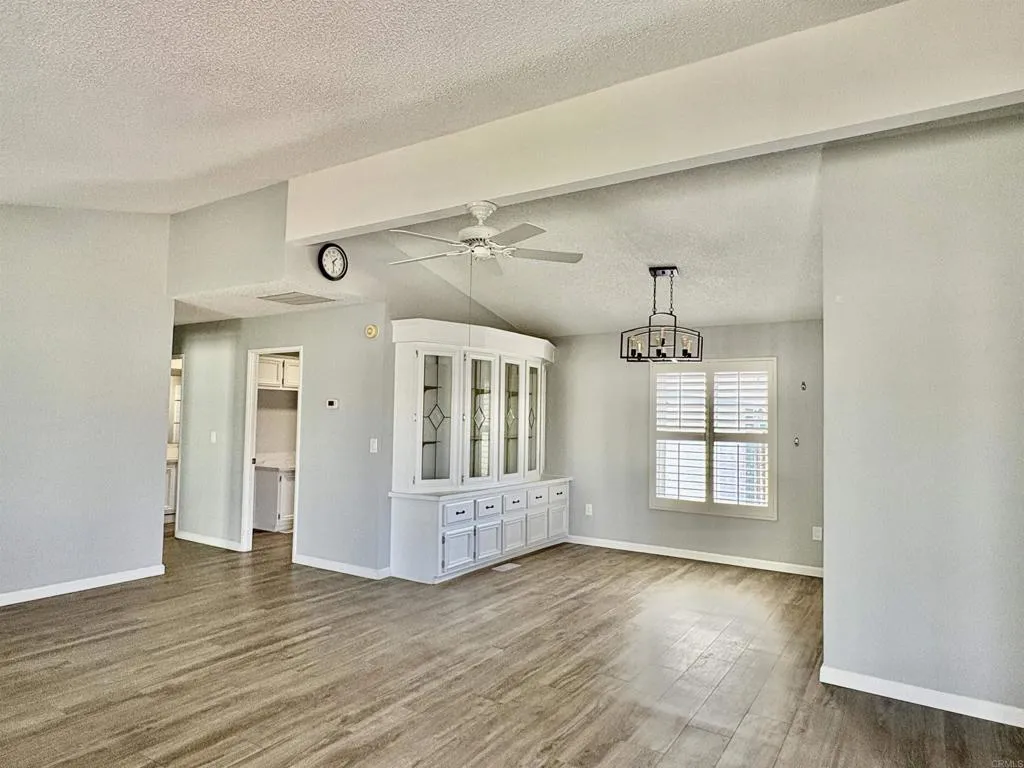 https://cdn.realtyfeed.com/cdn/127/306534732/f43c234a2fbe6575cec3e6df2a3ff9ca.webp