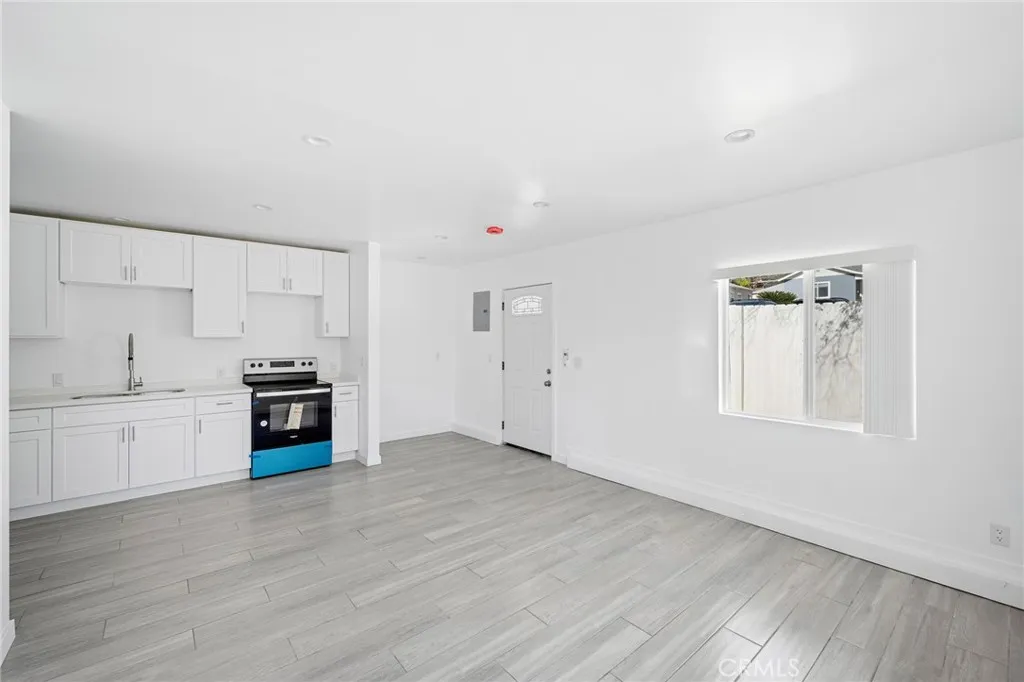 La Crescenta, CA 91214
