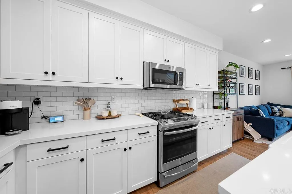 Photo #2: PTP2506743 Listing 