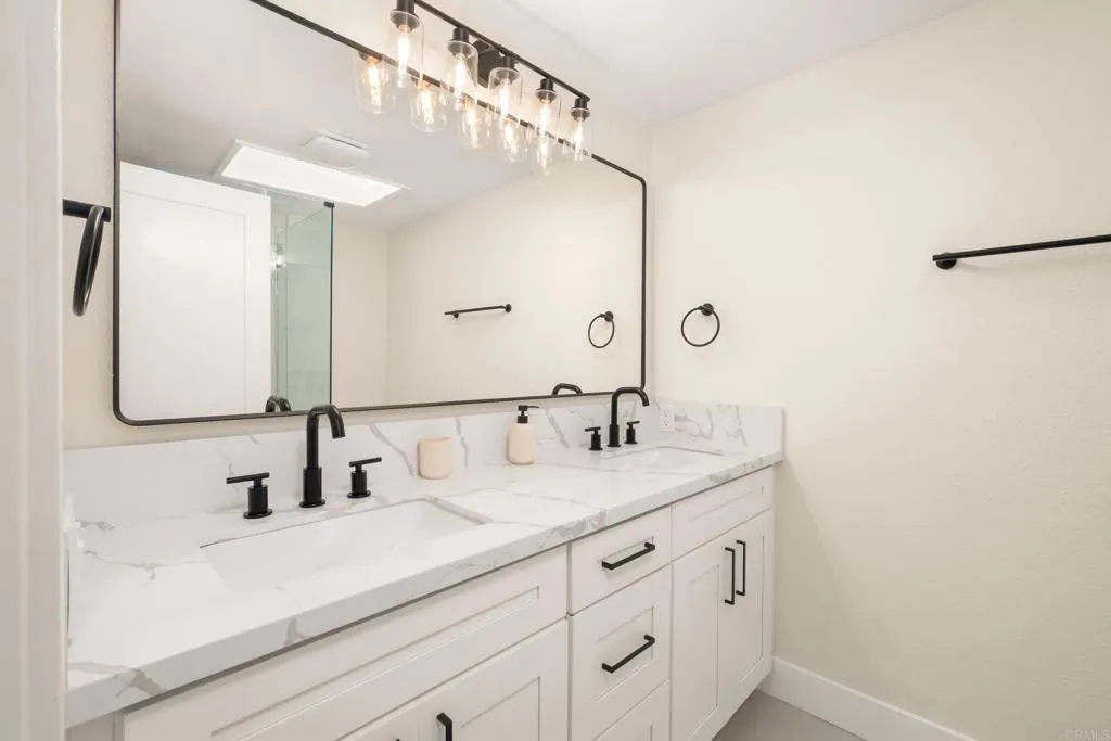 Photo #10: PTP2506737 Listing: Photo #10