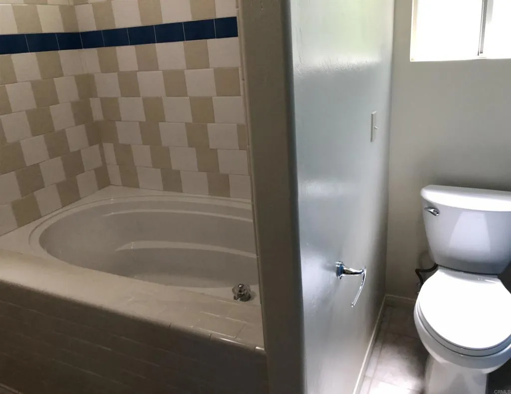 https://cdn.realtyfeed.com/cdn/127/306534835/55af236b1c73e8e48a23bf33638bc03a.webp