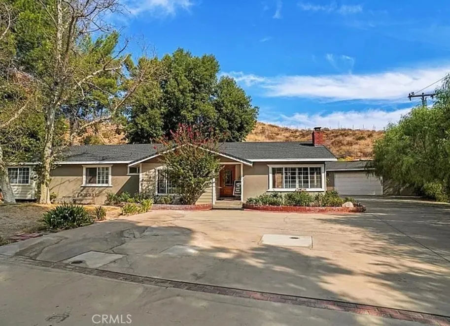 Agua Dulce, CA 91390