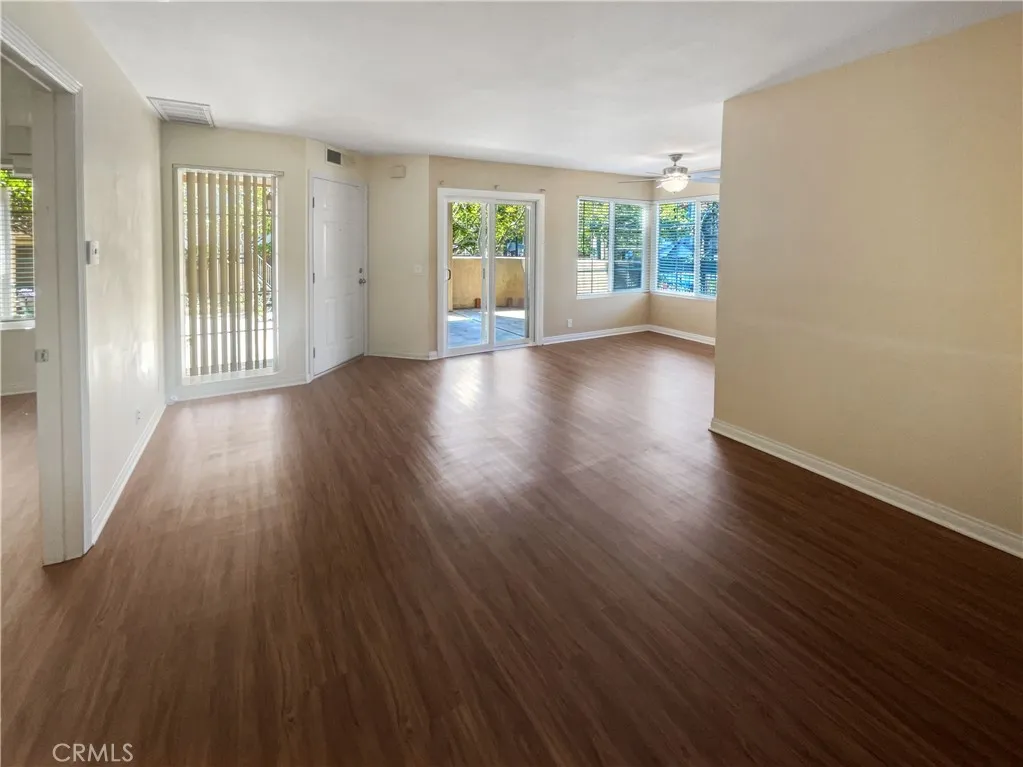 https://cdn.realtyfeed.com/cdn/127/306534904/85c6bd1c01522c3803b710efea59d46d.webp