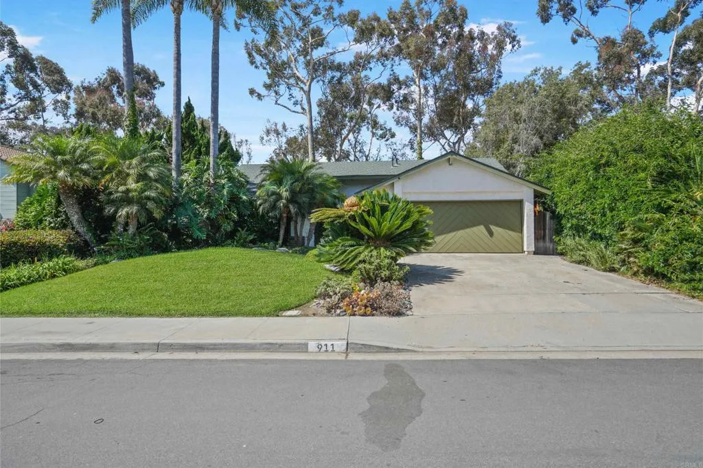 Carlsbad, CA 92011