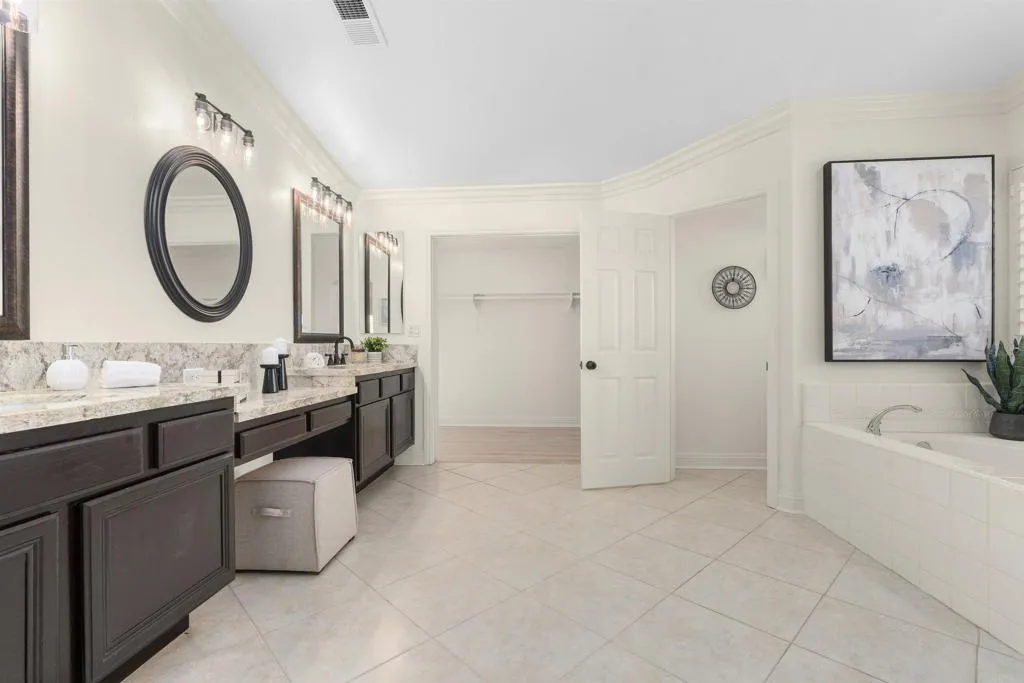 https://cdn.realtyfeed.com/cdn/127/306534945/40f76bffa7c19a2b08ca11f5281a2c9c.webp
