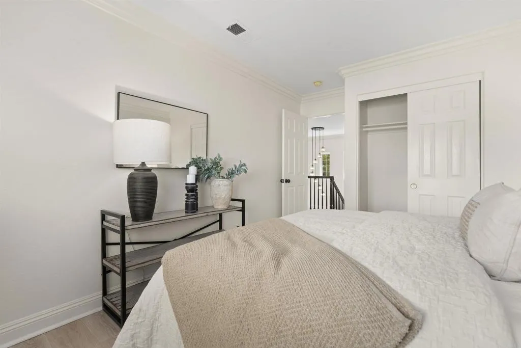 https://cdn.realtyfeed.com/cdn/127/306534945/d47e92cfa8a29d65ea7b46ecb7bc42af.webp