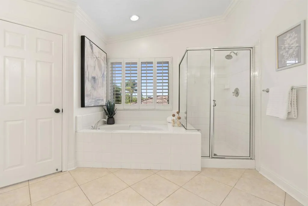 https://cdn.realtyfeed.com/cdn/127/306534945/e9c19b9b6594fd70072c63815c868fe3.webp