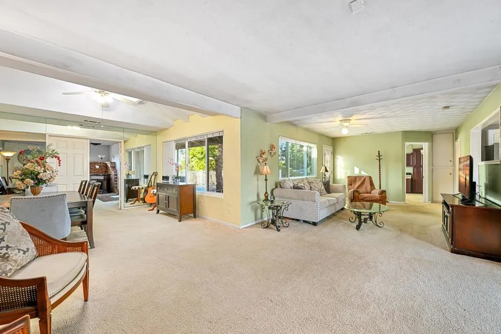 https://cdn.realtyfeed.com/cdn/127/306534966/79566101153a3fe90dfac0e29214dbcb.webp