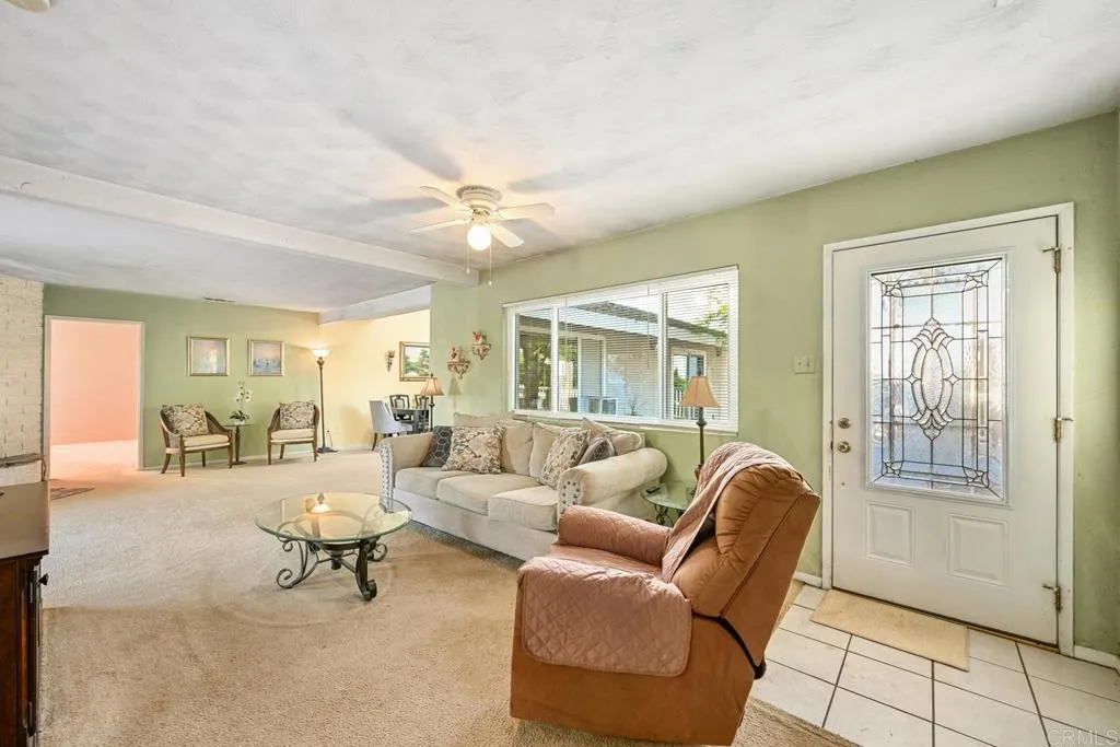 https://cdn.realtyfeed.com/cdn/127/306534966/9bef3f3e5b3e8d47f38a2583cdae212c.webp