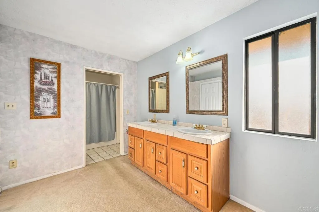 https://cdn.realtyfeed.com/cdn/127/306534966/9ce4de13ad378e5a864d86de19edeb0a.webp
