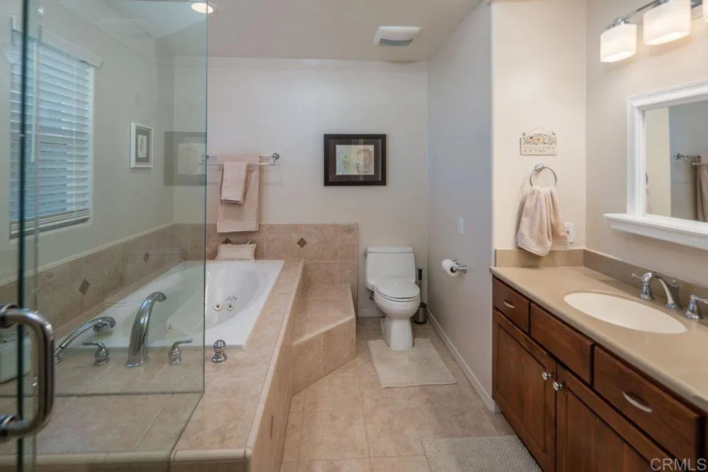 https://cdn.realtyfeed.com/cdn/127/306535012/5b27fcc5e205352fa52b74cd3a74a403.webp