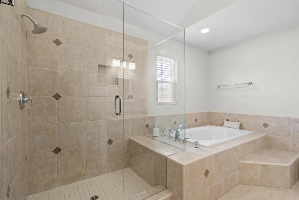 https://cdn.realtyfeed.com/cdn/127/306535012/a3d828da634a60cd5da56c69318d7b52.webp