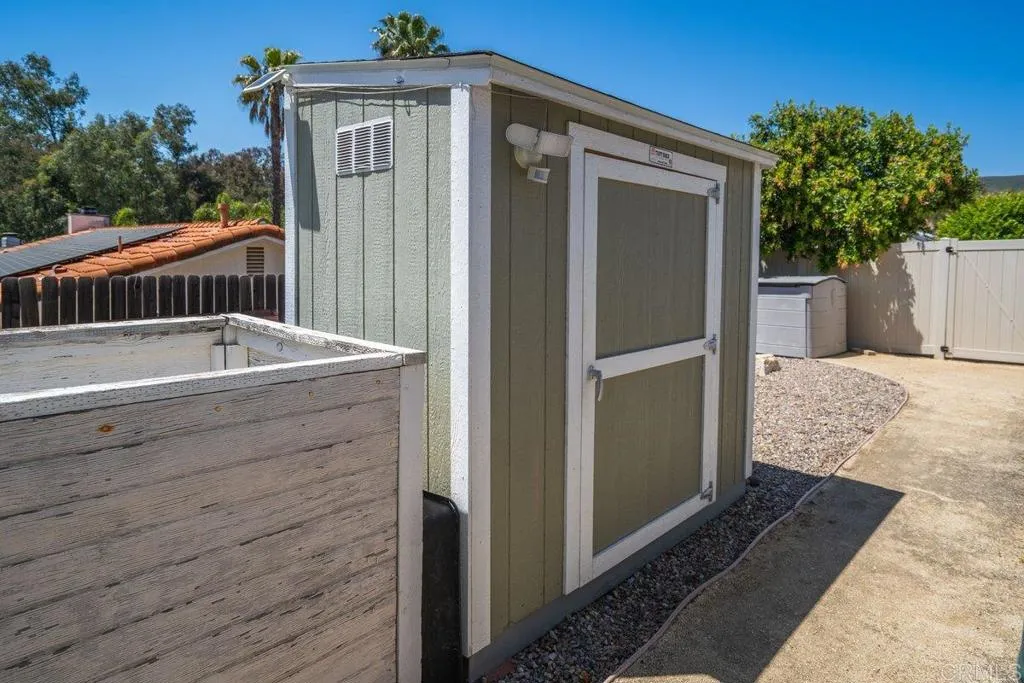 https://cdn.realtyfeed.com/cdn/127/306535012/b8ffb9054dced869b99ca15b1b43f655.webp