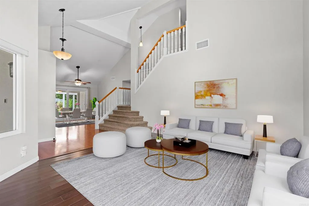 https://cdn.realtyfeed.com/cdn/127/306535012/c7bef2ab4188db8ad4675ad65c61561c.webp