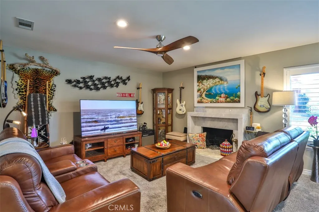 https://cdn.realtyfeed.com/cdn/127/306535038/525a2cb68d5fb91eb96f0b195a0859b0.webp