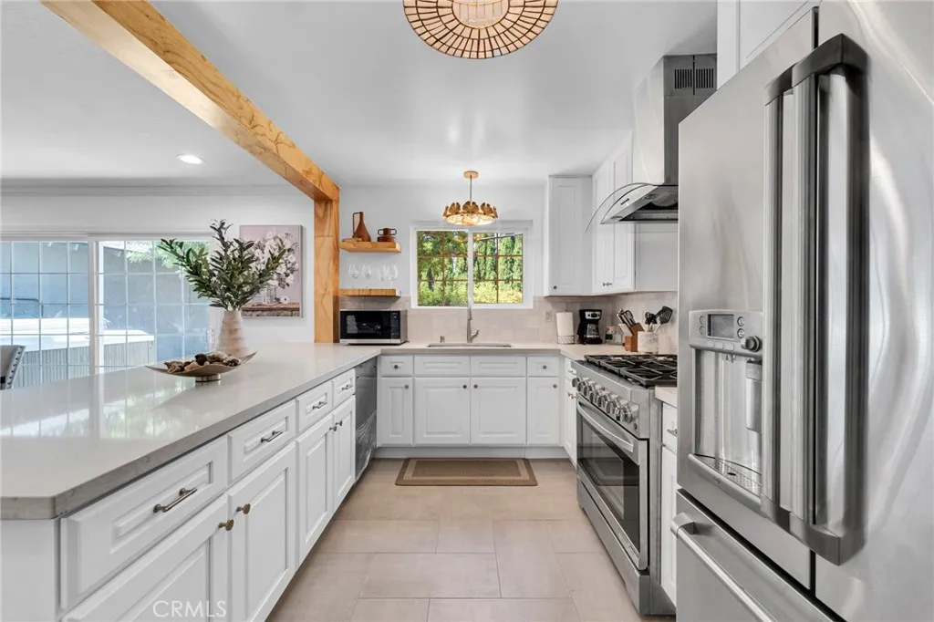 Thousand Oaks, CA 91360
