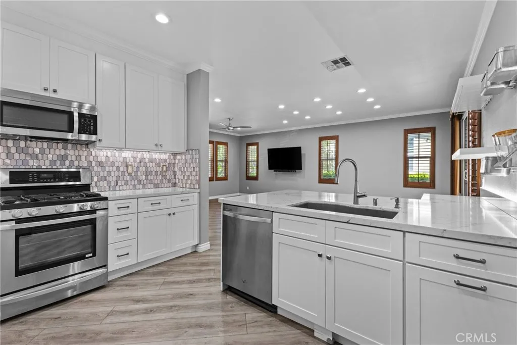 https://cdn.realtyfeed.com/cdn/127/306535122/af9aca140dfb3e0e4f0b32953fcdbb8b.webp