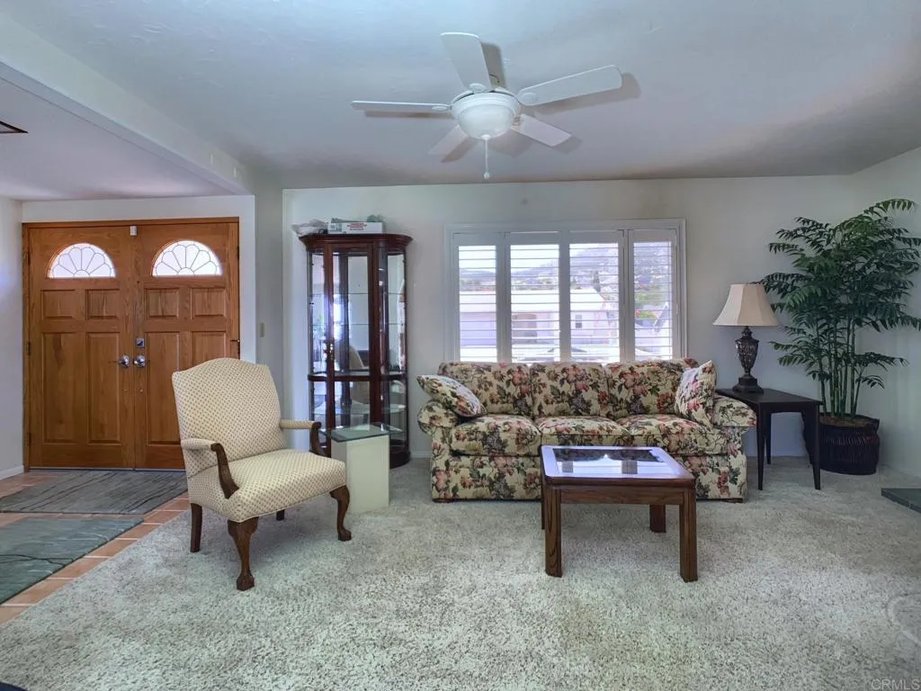 https://cdn.realtyfeed.com/cdn/127/306535126/16a9886799e298945c9410e8bb3c3e49.webp