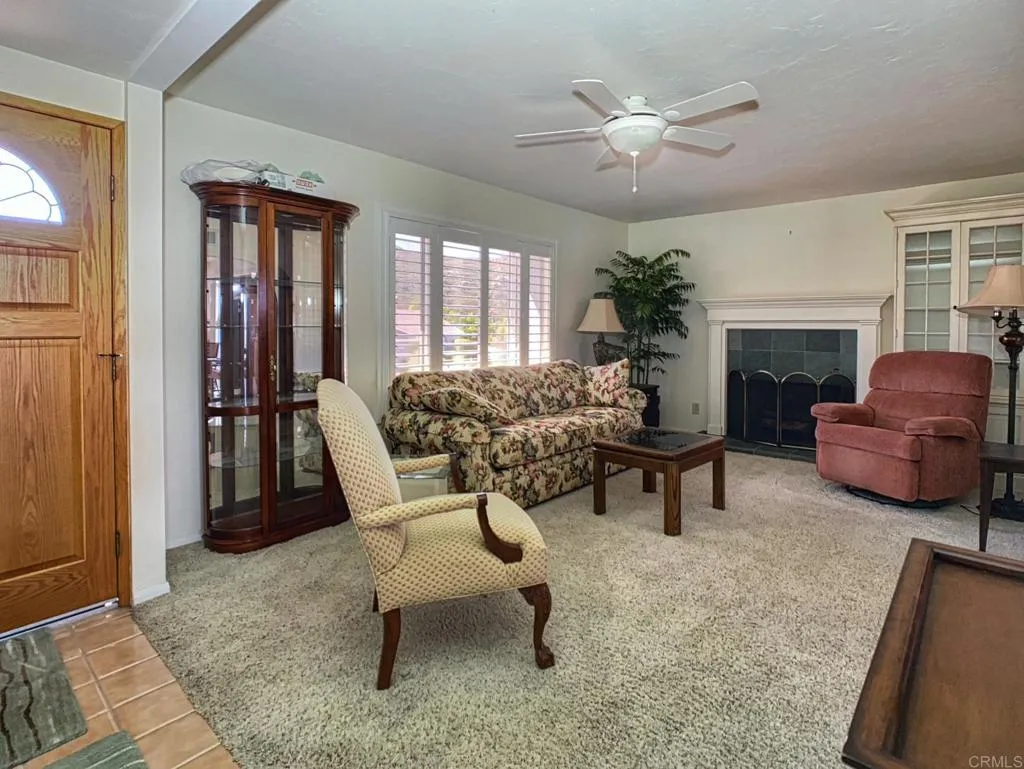 https://cdn.realtyfeed.com/cdn/127/306535126/52abf3aa459261a25639ba26f4ccb8ac.webp