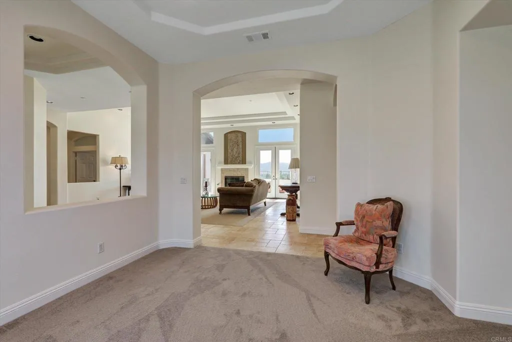 https://cdn.realtyfeed.com/cdn/127/306535178/01285d7c53aec3ac773256f5c8ab5e66.webp