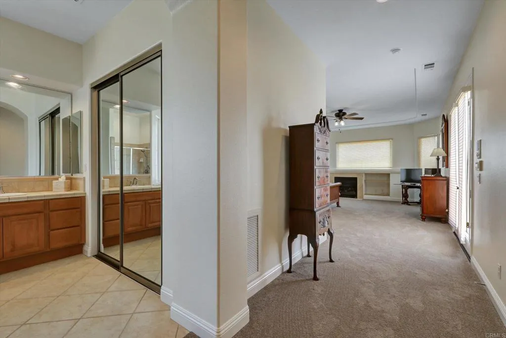 https://cdn.realtyfeed.com/cdn/127/306535178/25877ca3aad4fe341a734e69482c2081.webp