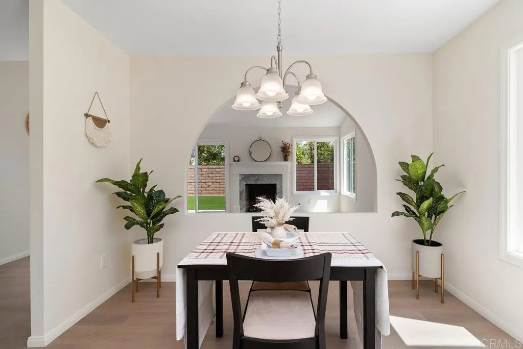 https://cdn.realtyfeed.com/cdn/127/306535226/c793d7696469df708daad8ac9c1c6e18.webp