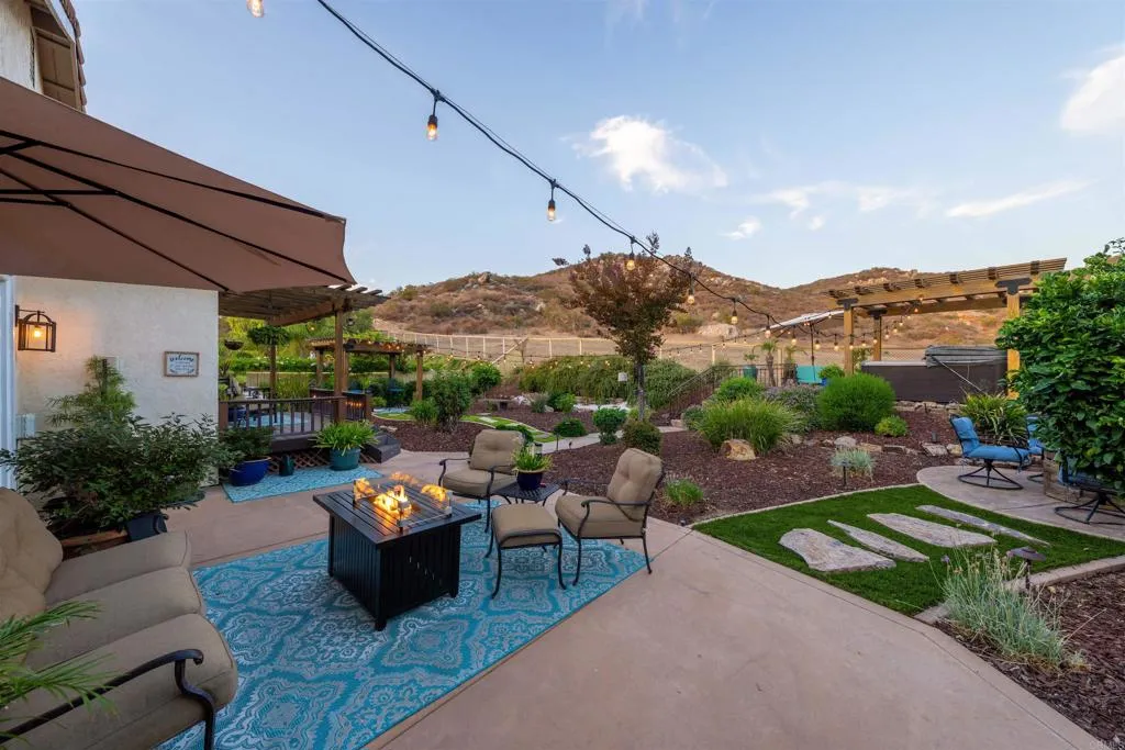 https://cdn.realtyfeed.com/cdn/127/306535271/56cd70ef8bf6f247d0c76f75994ada90.webp