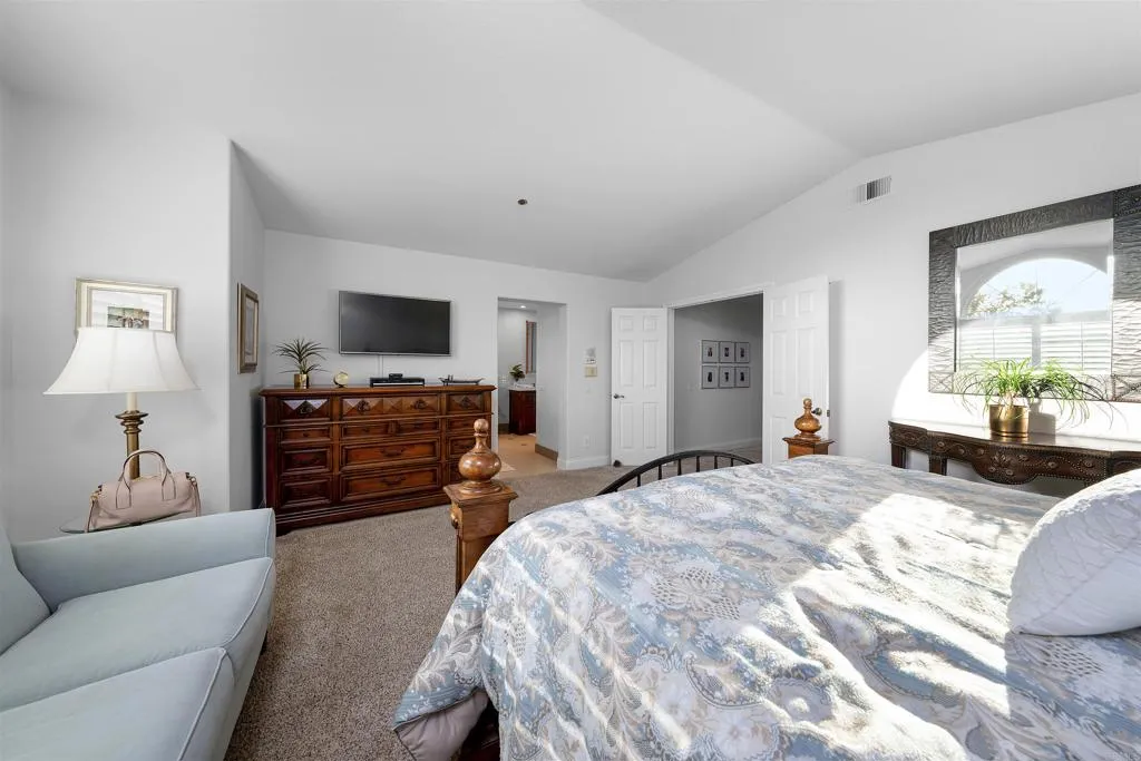 https://cdn.realtyfeed.com/cdn/127/306535271/f97127c6068fb7e014bcd402c5890232.webp