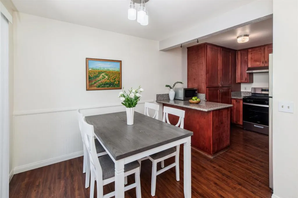 https://cdn.realtyfeed.com/cdn/127/306535284/9229e8b57dd2f0f10dc27e6bc61322b8.webp