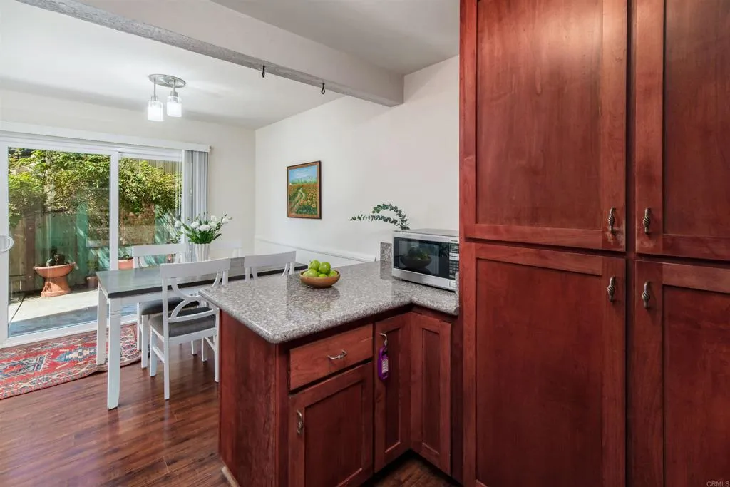 https://cdn.realtyfeed.com/cdn/127/306535284/fbe4388292844baef2f172435426194a.webp