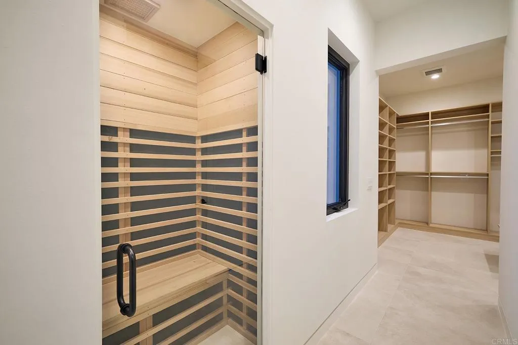 https://cdn.realtyfeed.com/cdn/127/306535297/07f38de7c654896c41b8fb1a16bf3dc1.webp