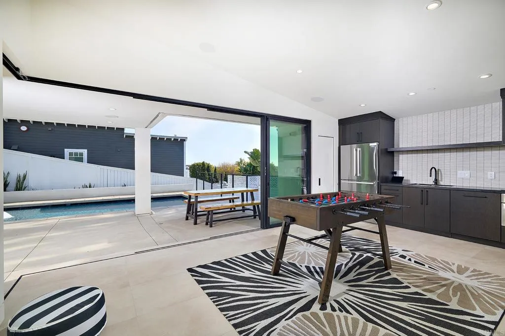 https://cdn.realtyfeed.com/cdn/127/306535297/1ec06d7d38a91d481f266e9fb1593a42.webp