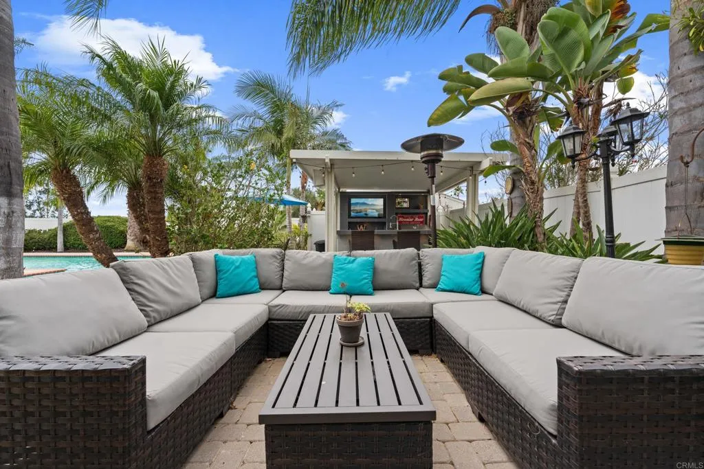https://cdn.realtyfeed.com/cdn/127/306535365/b36f35f578bc9d3ee9065c60e64698fb.webp