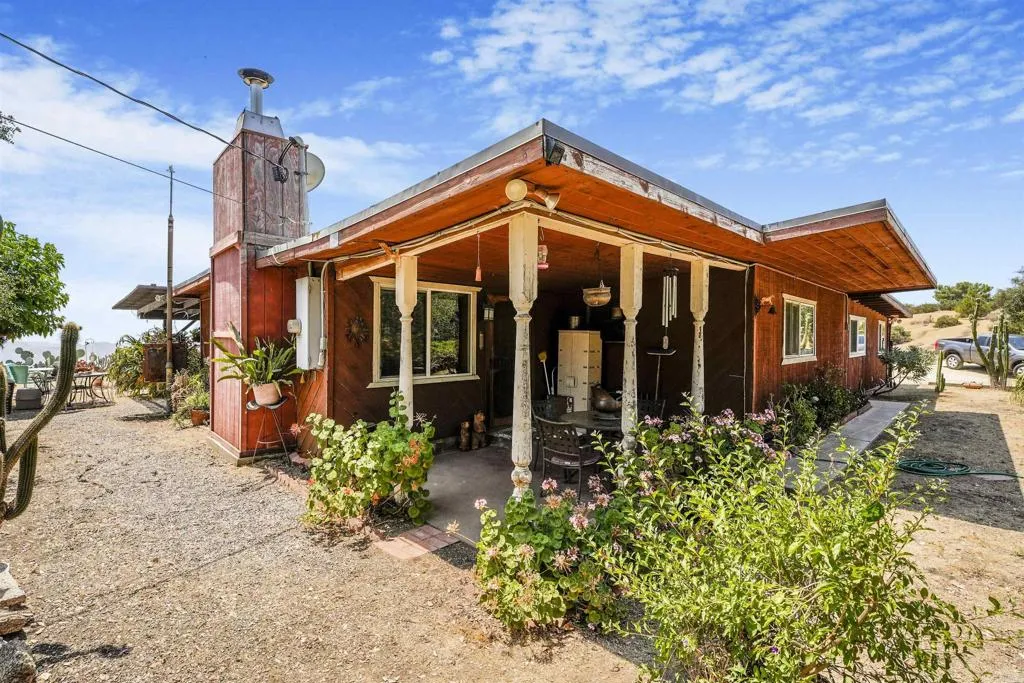 https://cdn.realtyfeed.com/cdn/127/306535366/f647ba9bd14e548d363093e03a3b84a1.webp