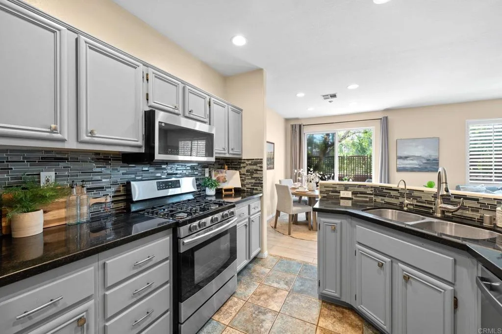 Photo #5: NDP2508653 Listing 