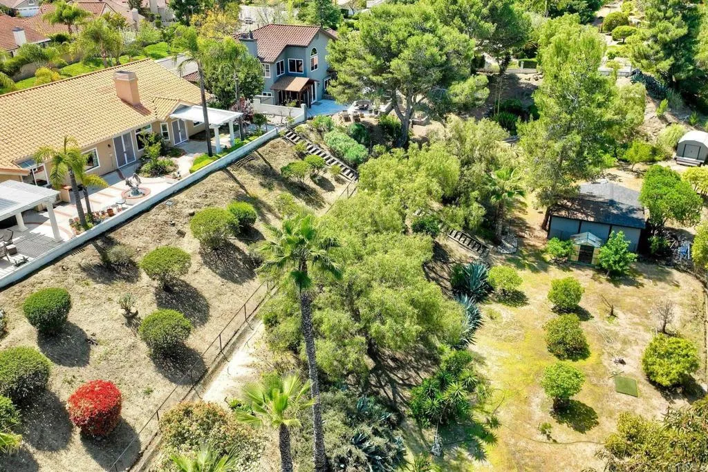 https://cdn.realtyfeed.com/cdn/127/306535409/8093e4cf705ffbfa47bdeda773ccd589.webp