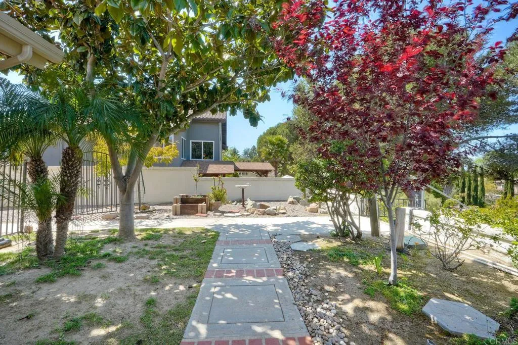 https://cdn.realtyfeed.com/cdn/127/306535409/ee52f869c8b00a7ba8689744252b70bb.webp