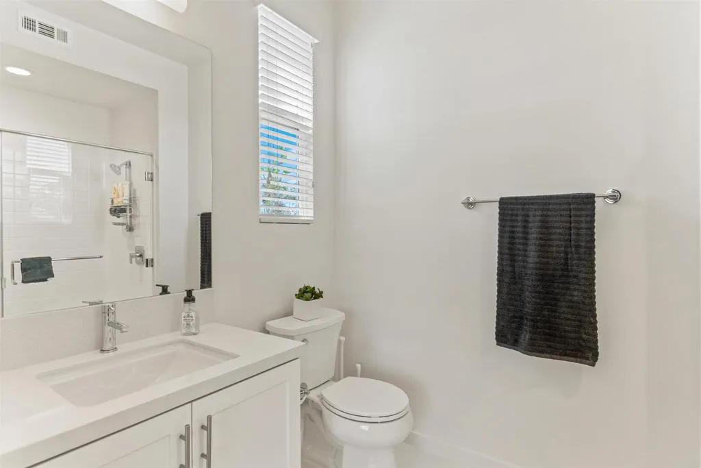 https://cdn.realtyfeed.com/cdn/127/306535410/f97a047c9d160f22417525bef06a972c.webp