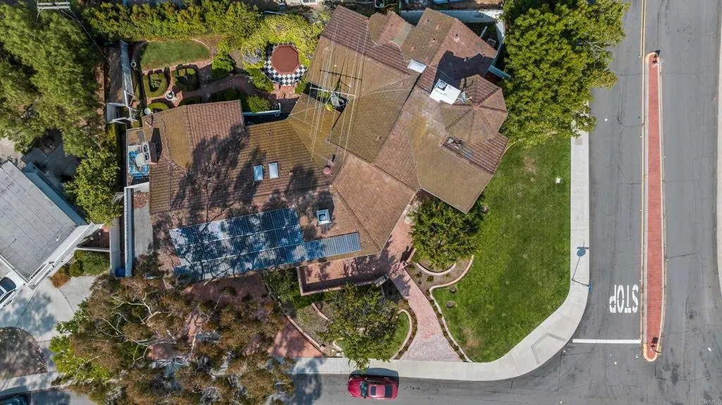 https://cdn.realtyfeed.com/cdn/127/306535456/d2ad21c982b5baa68adaf28c5e0a2814.webp