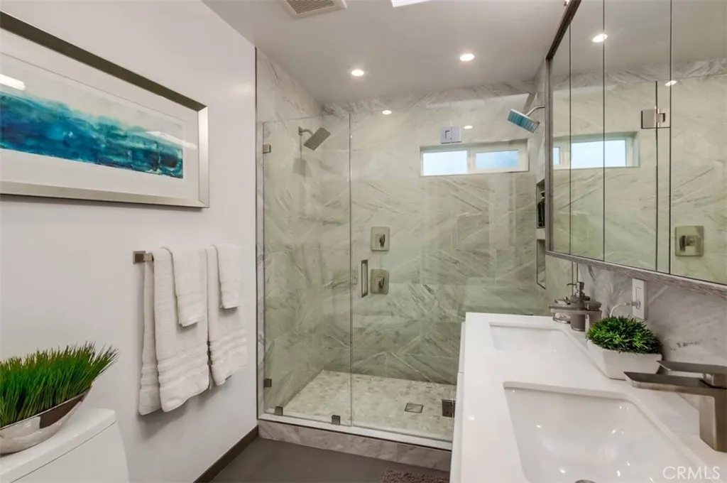 https://cdn.realtyfeed.com/cdn/127/306535531/15a9c7fdd0c5487ccf59a80406963ac2.webp