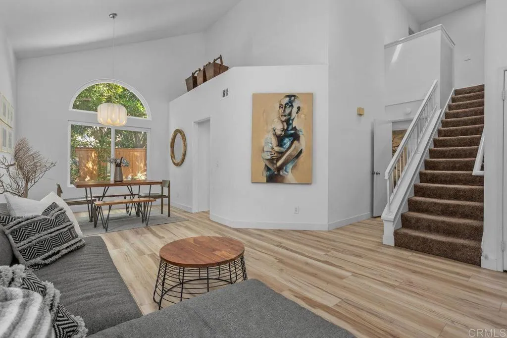 https://cdn.realtyfeed.com/cdn/127/306535538/5b69900af02bdb990a381b11312f91fb.webp