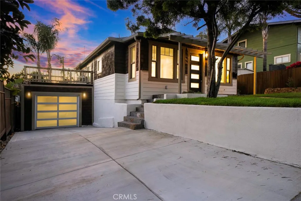 https://cdn.realtyfeed.com/cdn/127/306535576/3bb30fe40f84448c73e38a4d8f18b2b9.webp