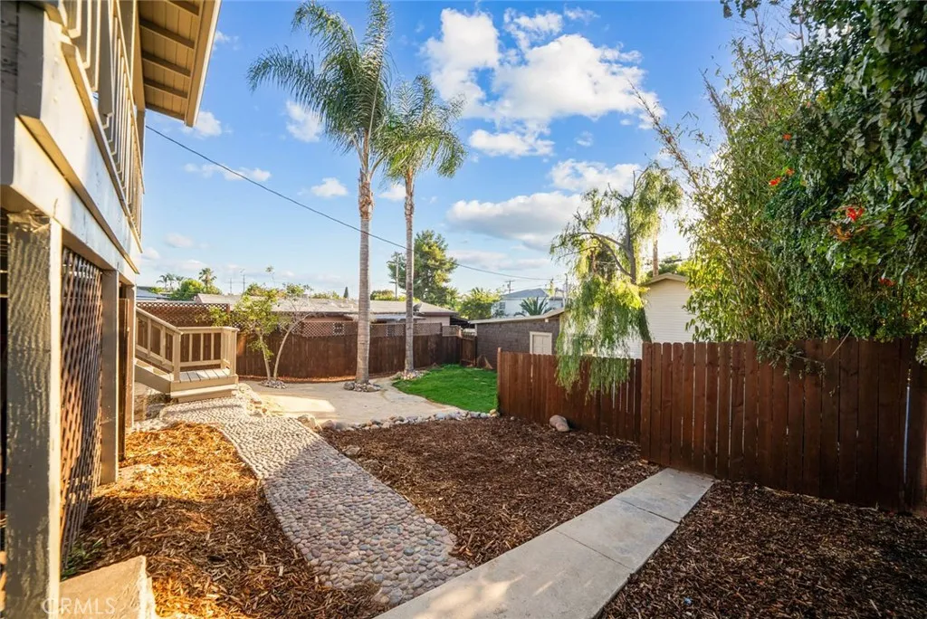 https://cdn.realtyfeed.com/cdn/127/306535576/c0692f5b1ad98d49236ddd5f0d0bf9bd.webp