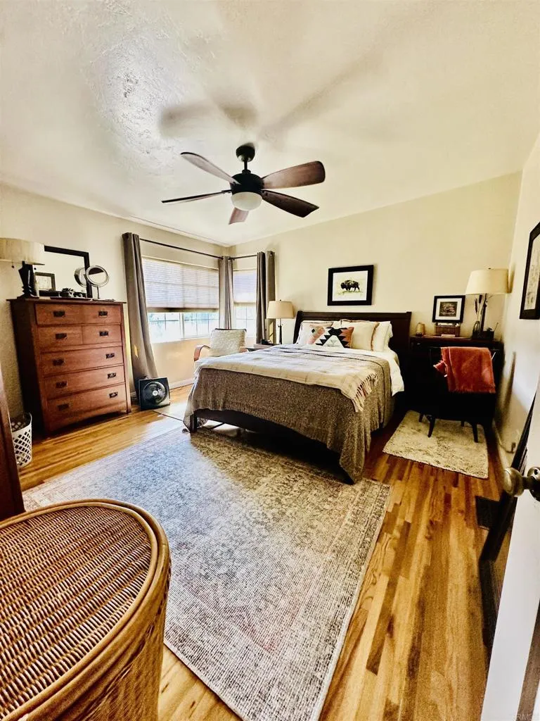 https://cdn.realtyfeed.com/cdn/127/306535577/8fe9f7cefb443e04834ad28ab898cdca.webp