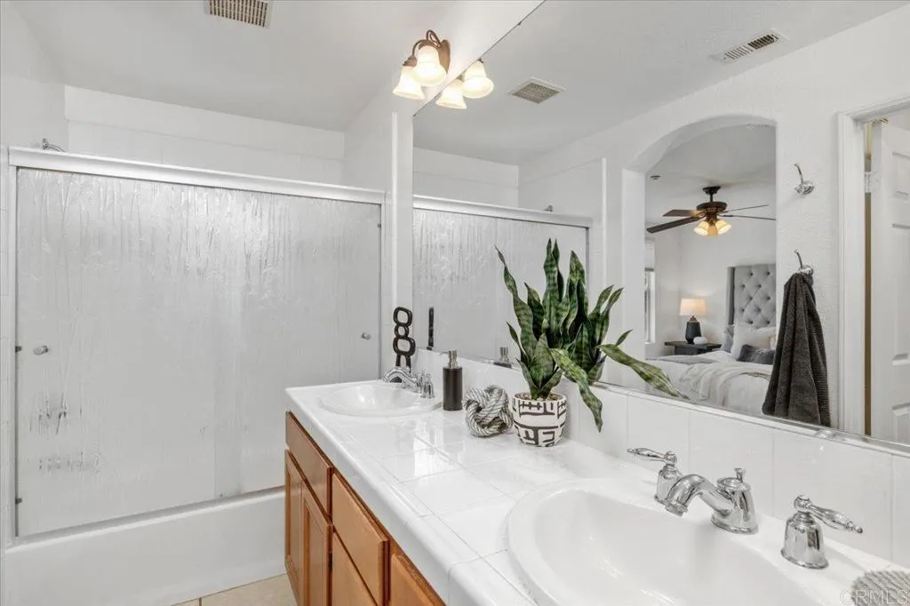 Photo #20: PTP2506771 Listing: Photo #20