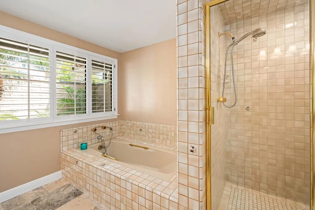 https://cdn.realtyfeed.com/cdn/127/306535659/01c68dbc5e2447396f6f9ae5b49fa488.webp